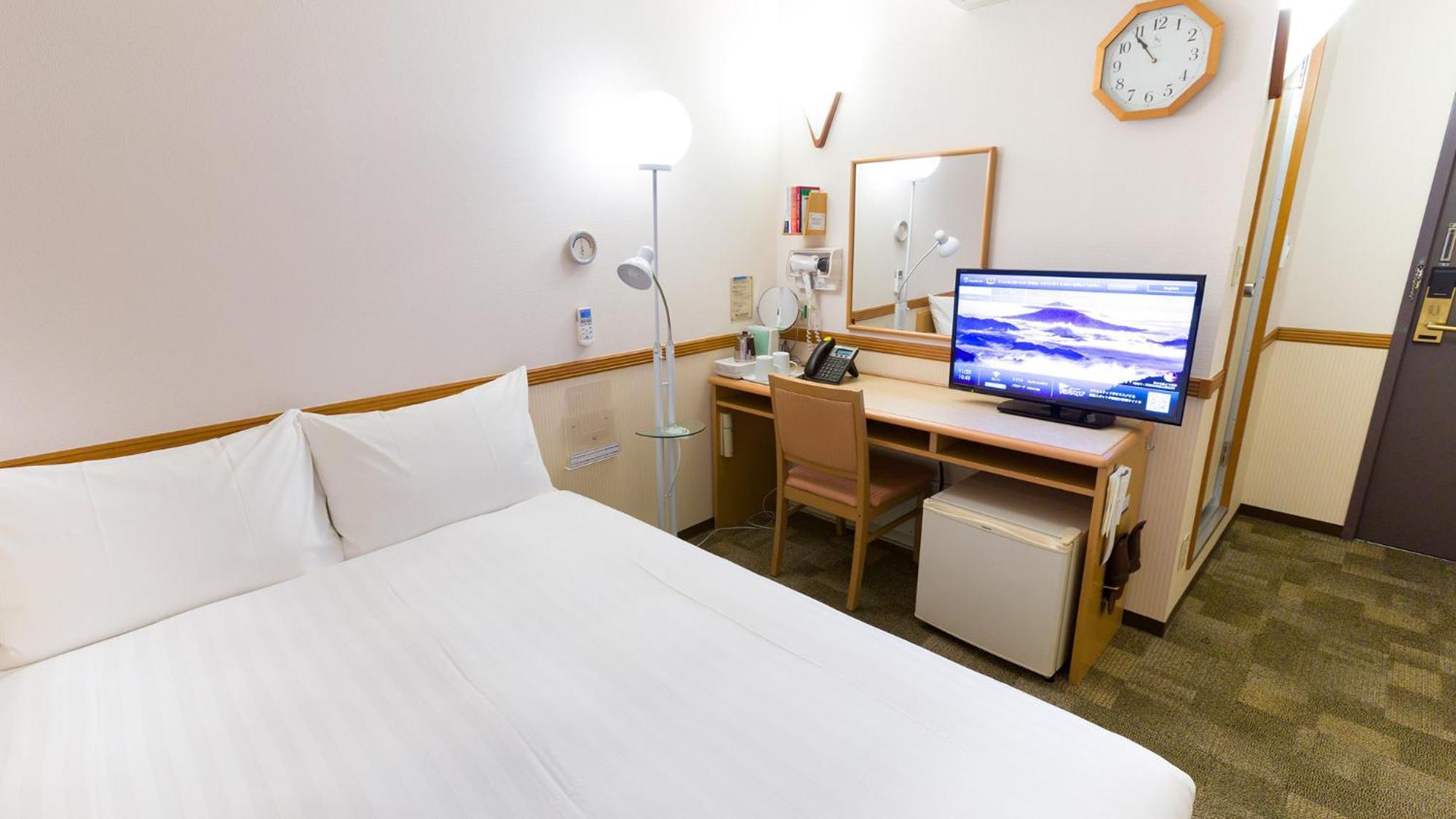 Toyoko Inn Tottori Eki Minami Guchi Rum bild