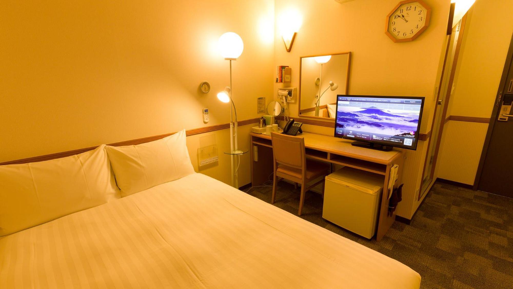 Toyoko Inn Tottori Eki Minami Guchi Rum bild