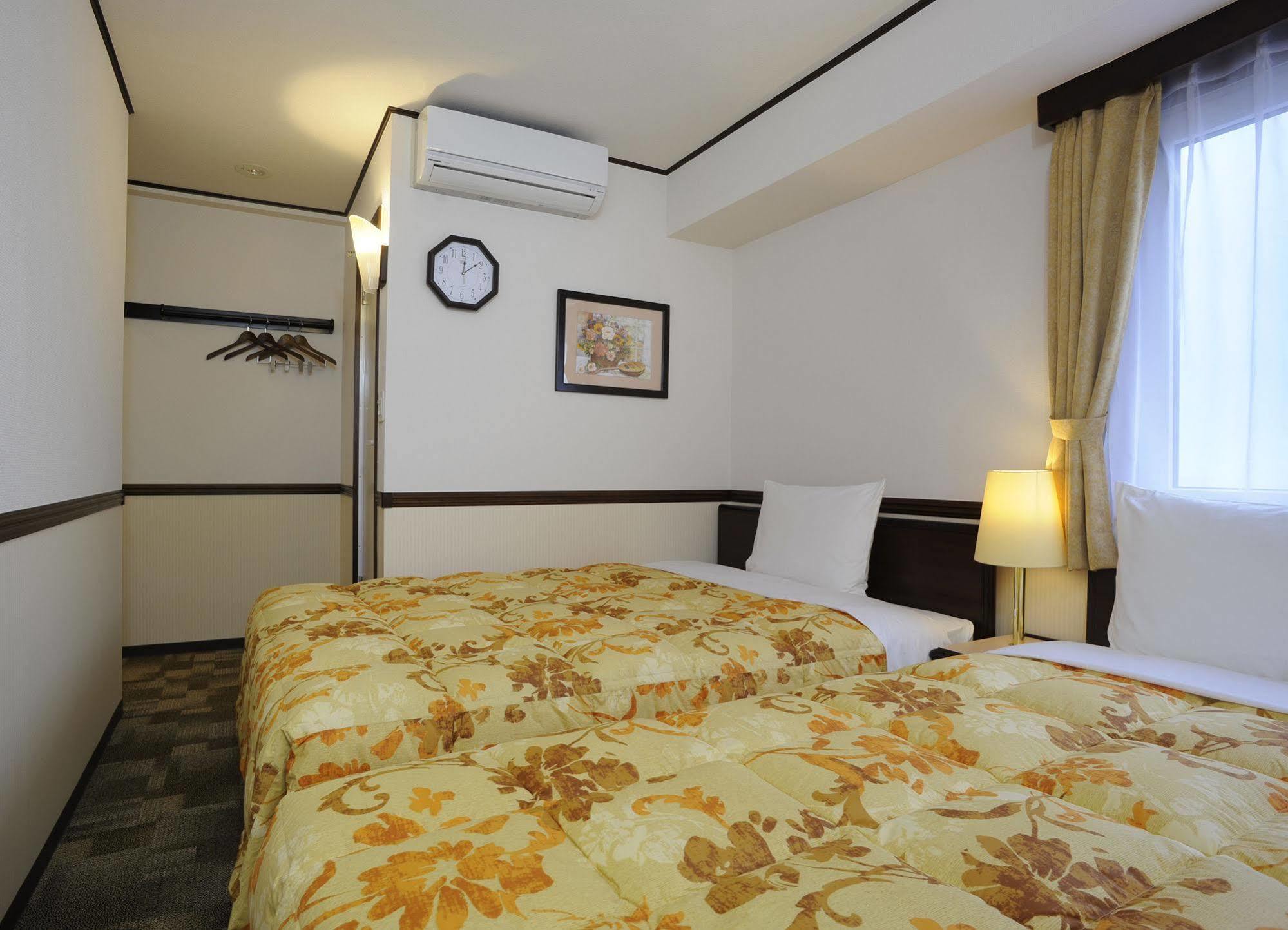 Toyoko Inn Tottori Eki Minami Guchi Exteriör bild